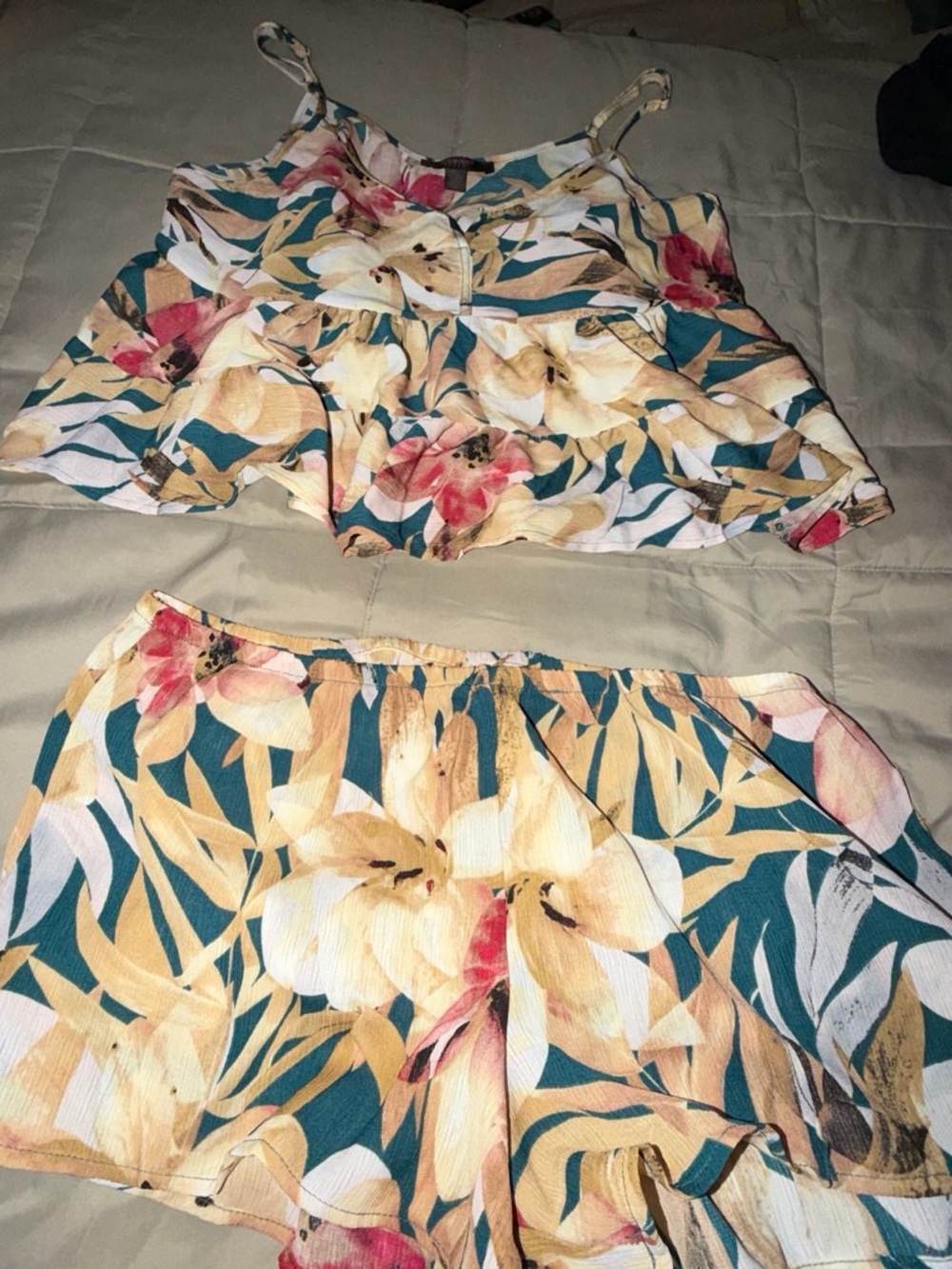 Floral Tiered Cami and Shorts Pajama Set in Teal and Yellow